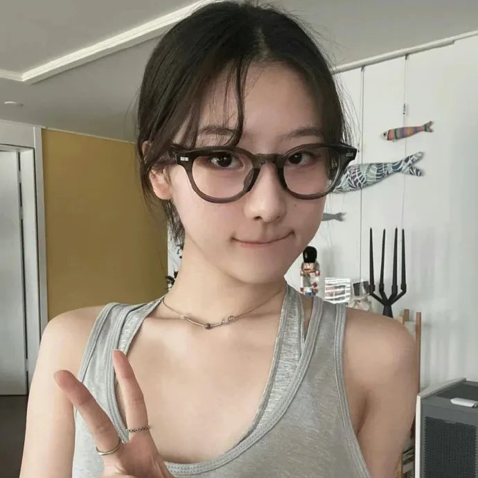 有朵云像你海报